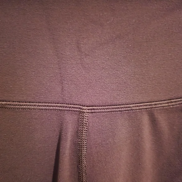 TNA Burgundy Leggings - Picture 3 of 8